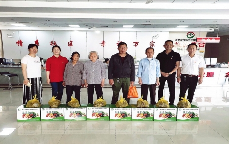 粽香飄，點(diǎn)點(diǎn)愛意駐心田